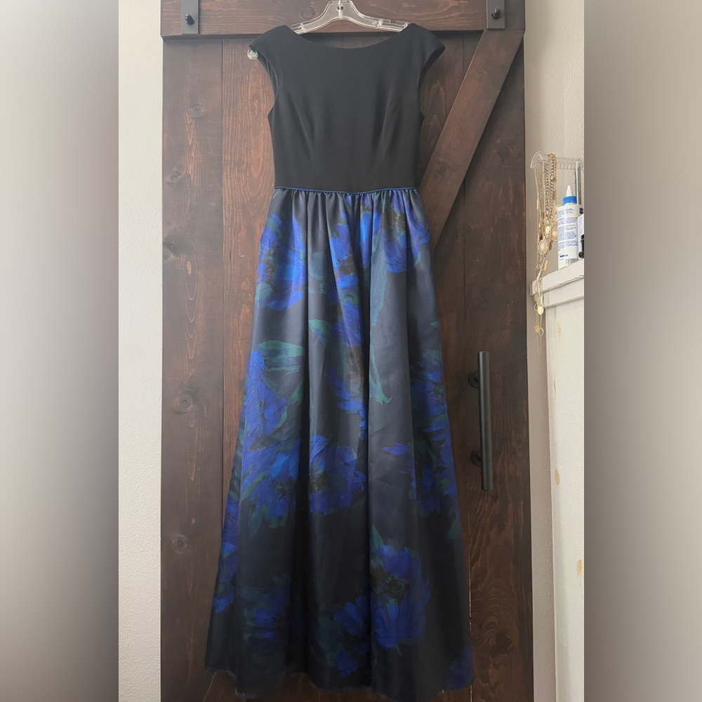 Aidan Mattox Satin Gown Size 0